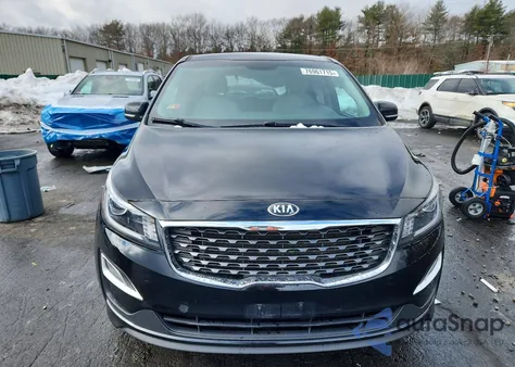 2019 Kia Sedona Lx z USA, uszkodzony, nr VIN KNDMB5C11K6540471